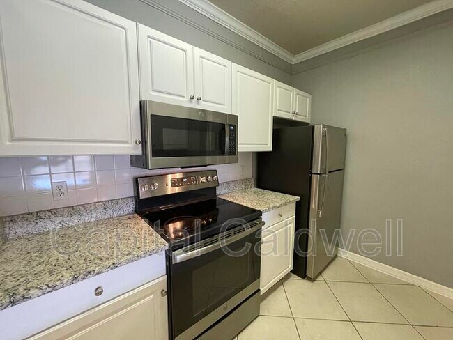Building Photo - 4323 Bayside Village Dr