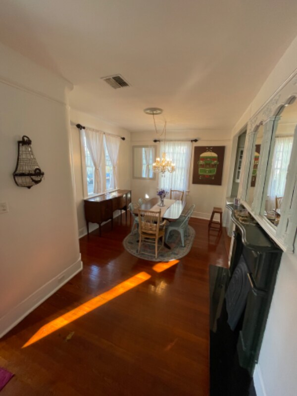 Building Photo - 2004 Royal St