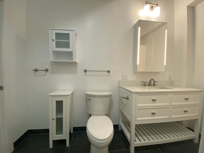 Building Photo - Newly Built 1-Bedroom Lake Como rental wit...