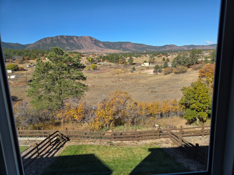 Building Photo - 16270 Mountain Flax Dr