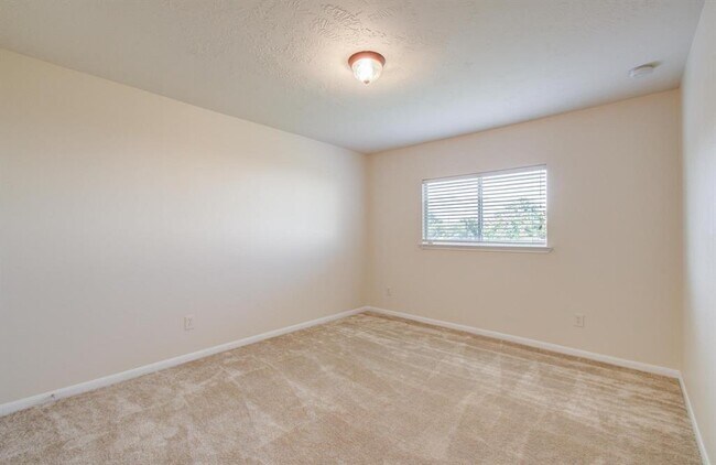 Building Photo - 9007 S Ferndale Pl Dr