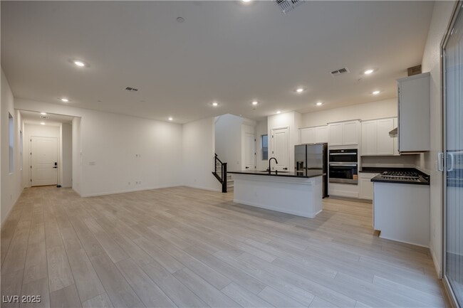 Building Photo - 119 Silver Run Ln