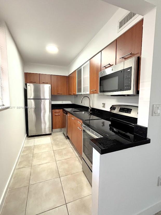 Building Photo - 680 NE 64th St