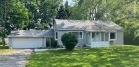 Building Photo - 2696 Spencerport Rd