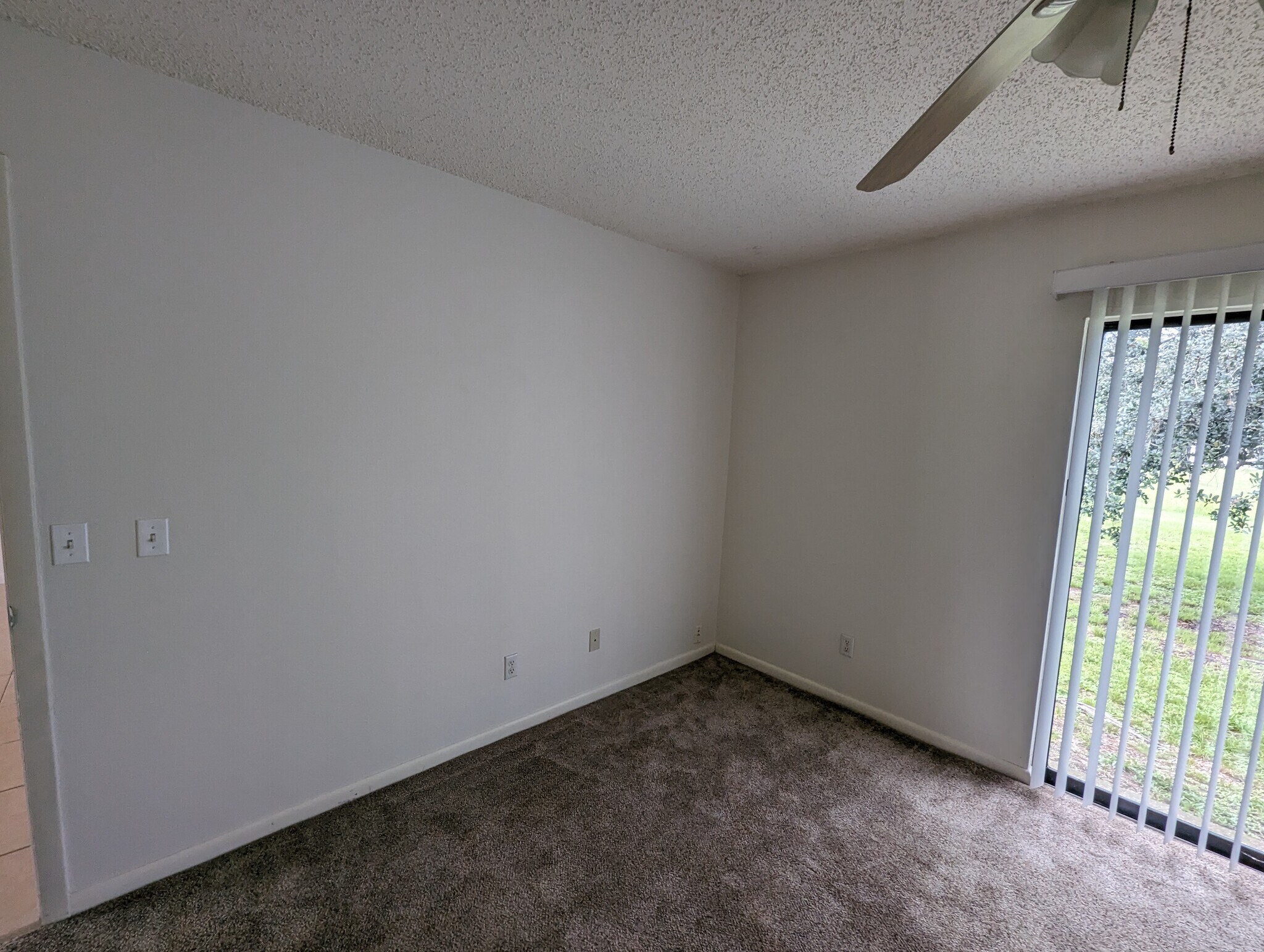 Master bedroom - 3740 Giblin Dr