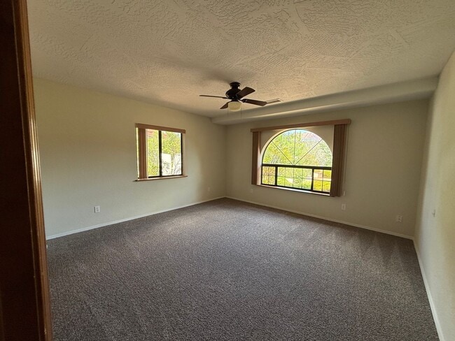 Building Photo - Desirable Uptown Sedona In the Orchards 3 ...