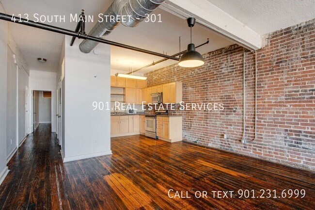 Building Photo - 413 S Main St