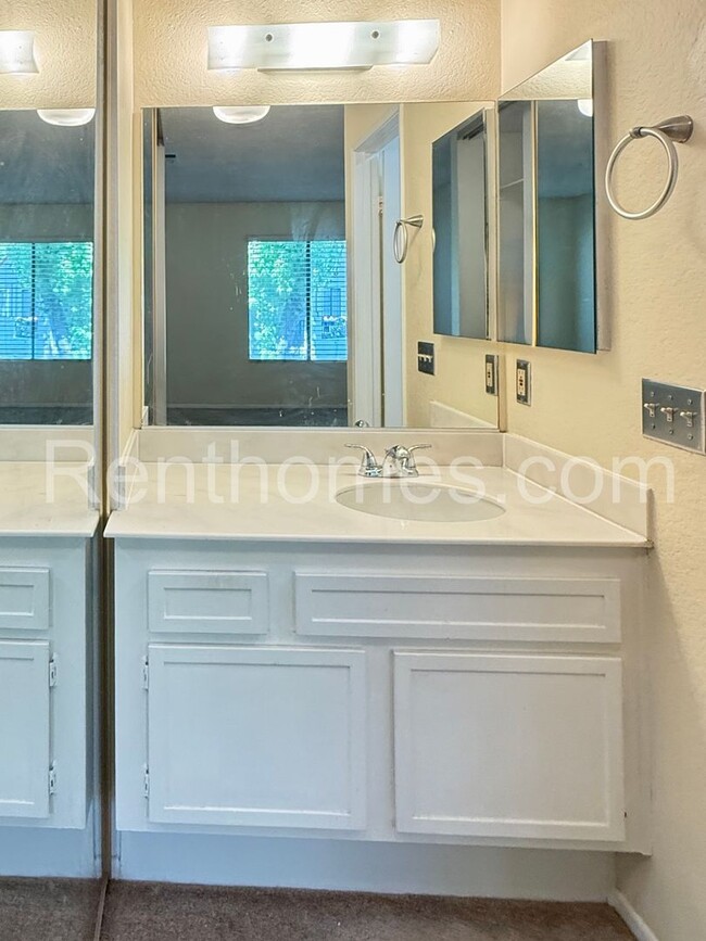 Building Photo - Mira Mesa, 11179 Camino Ruiz #66 - Central...