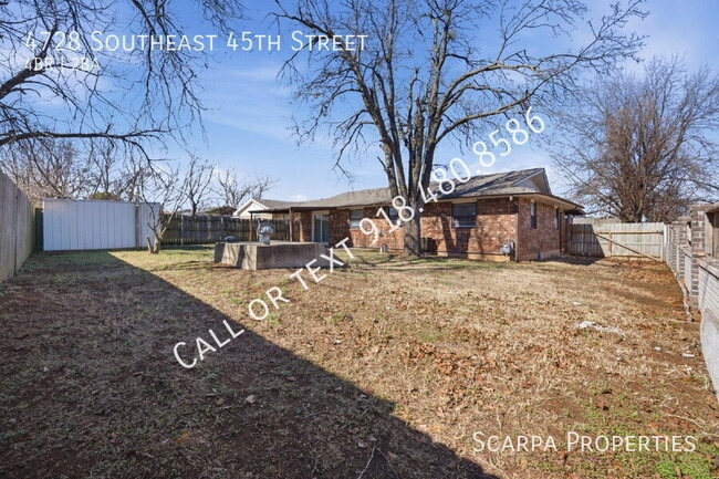 Building Photo - 4728 SE 45th St