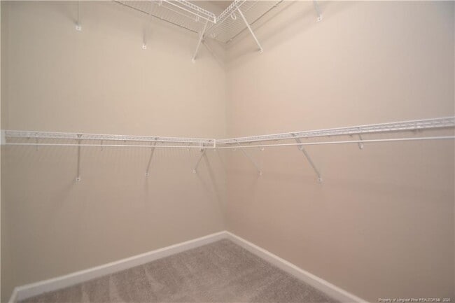 Building Photo - 600 Walnut Woods Dr