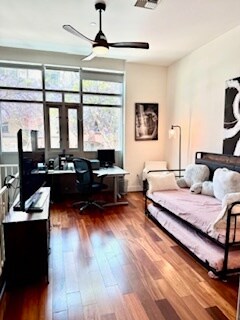 living 60 inch tv - 801 Ash St
