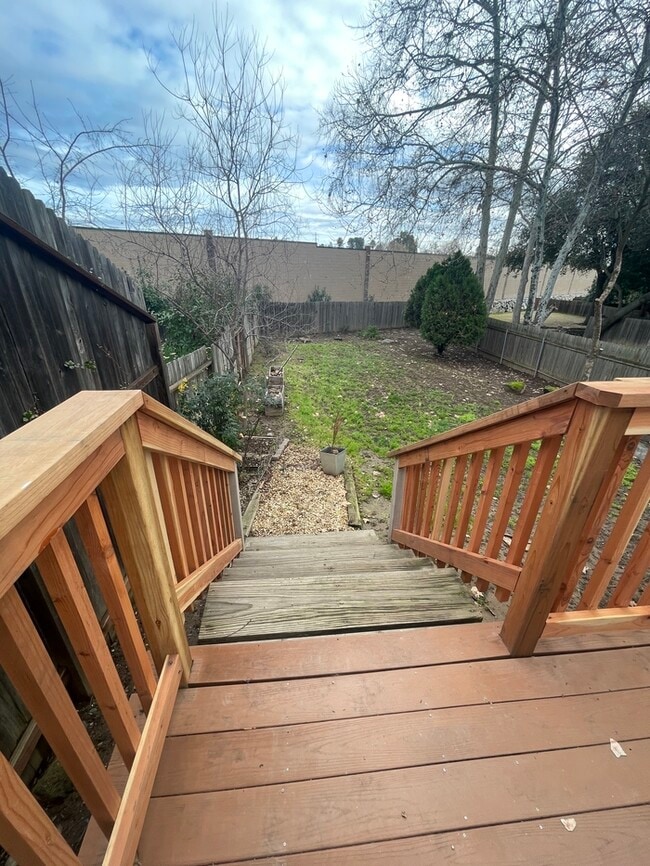 Building Photo - Beautiful Remodeled 3 Bedroom 2 Bathroom