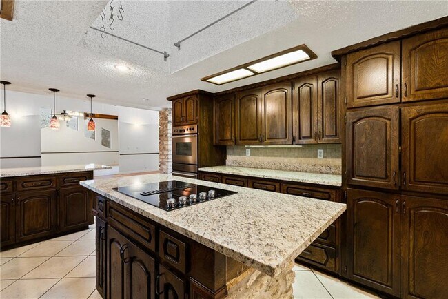 Building Photo - 301 Canvasback Dr