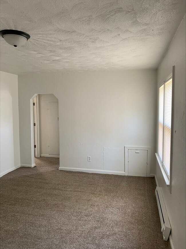 Building Photo - 3110 S Pershing Dr