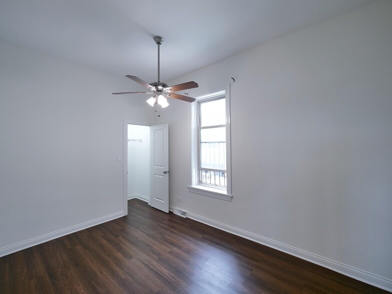 Building Photo - 3156 N Central Park Ave