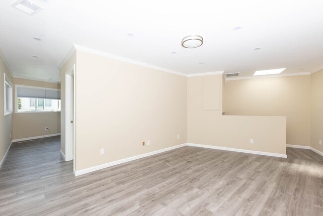Building Photo - OPEN HOUSE: Tuesday (7/8)  6:00pm-6:30pm. ...