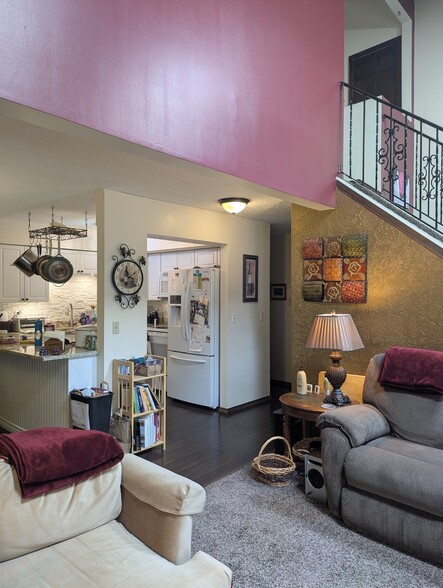 Building Photo - 4539 S 1800 W