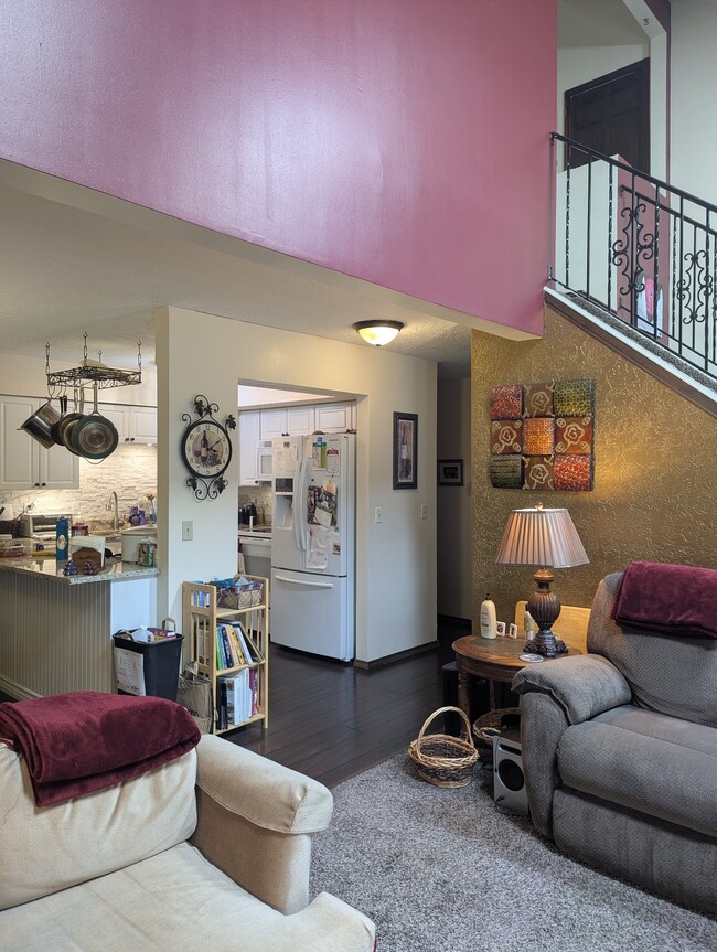 Building Photo - 4539 S 1800 W