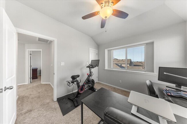 Building Photo - 6110 Principale Dr
