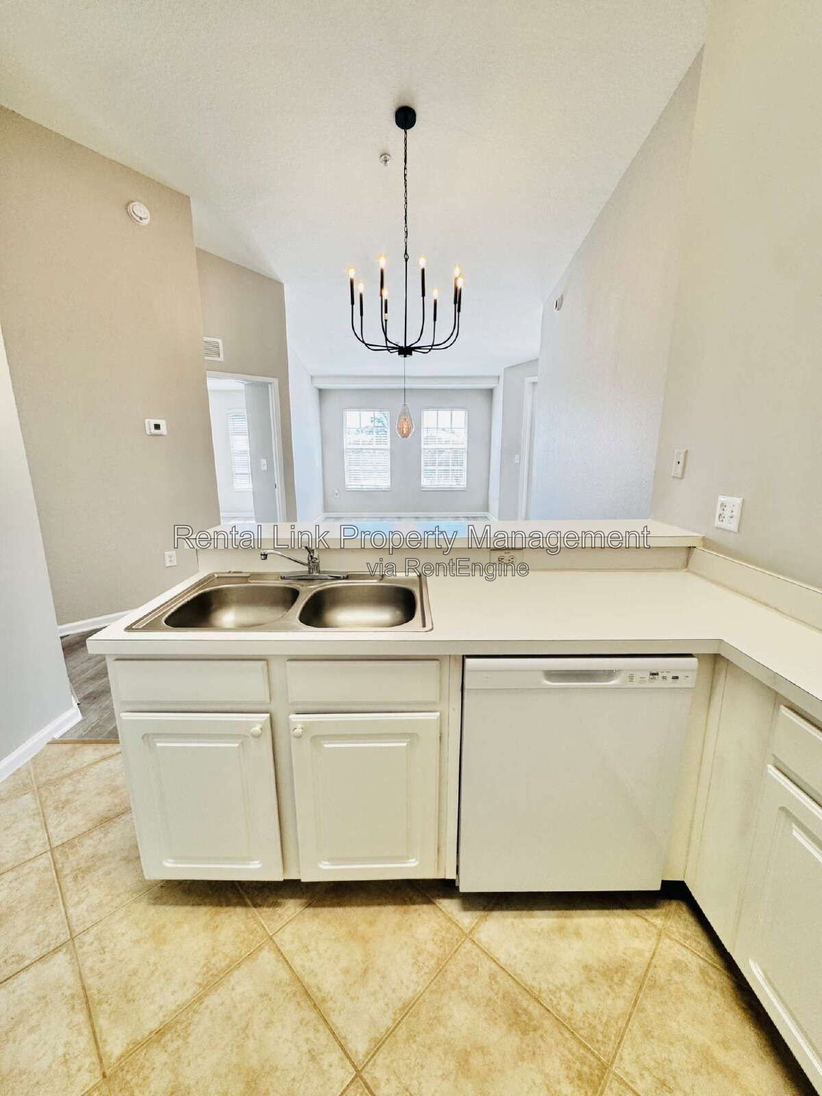 Building Photo - 4109 Residence Drive