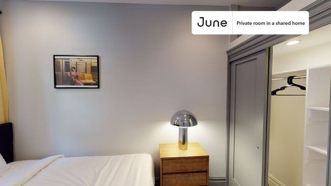 Building Photo - Room in Shared 3 bed/1 bath home in East Village