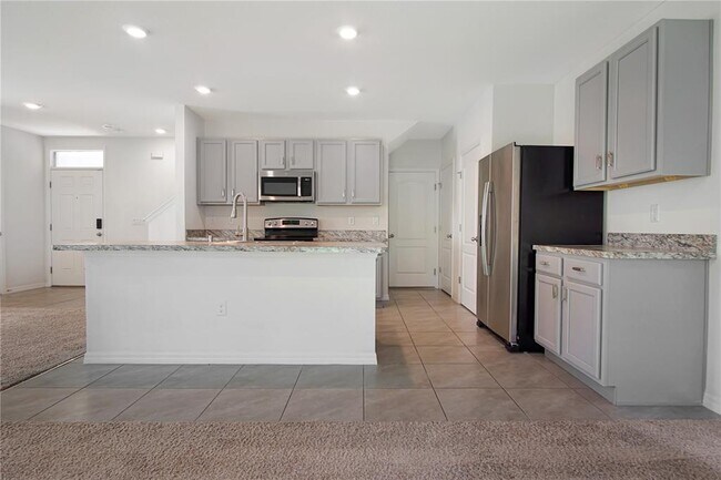 Building Photo - 736 Brooklet Dr