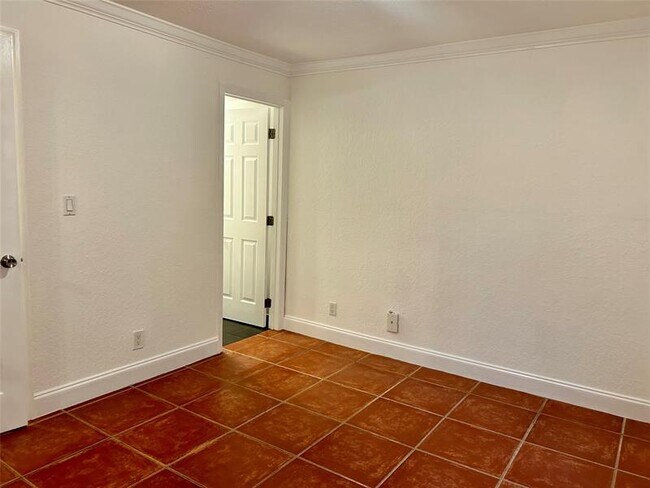 Building Photo - 6175 NW 57th St