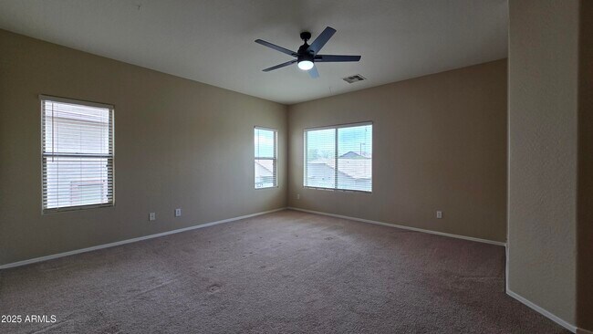 Building Photo - 6091 S 257th Dr