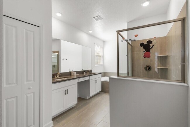 Building Photo - 8931 Takeaway Wy