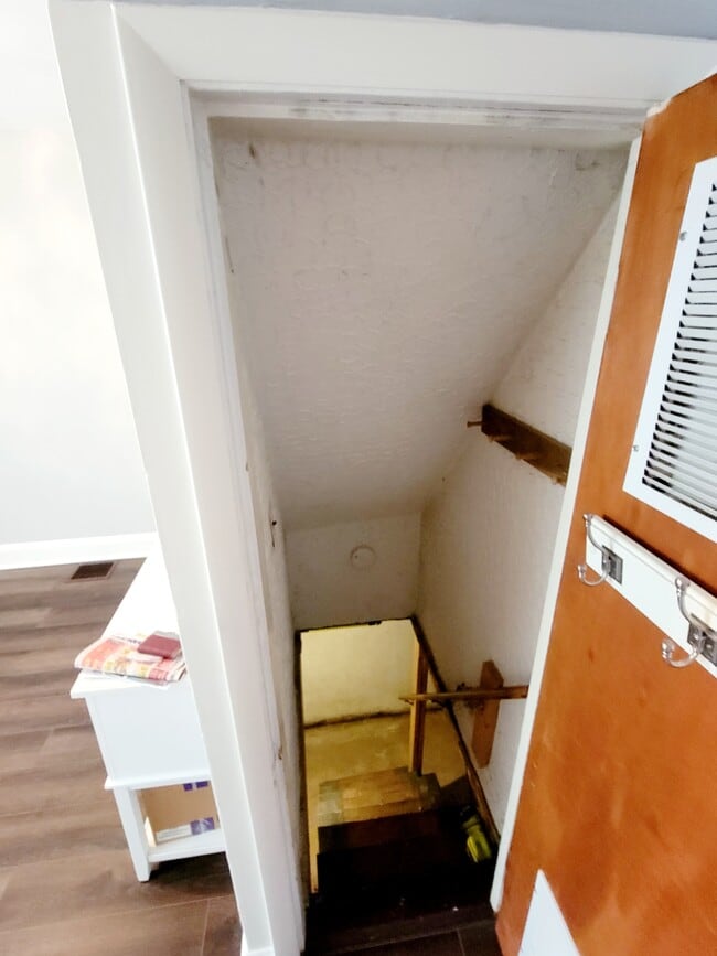 Basement Storage - 3507 Gough St