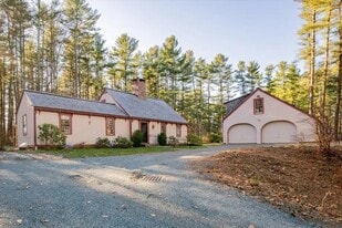 Building Photo - 16 King Philip Trl