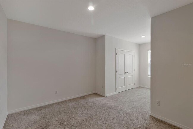 Building Photo - 1089 Blue Jay Dr