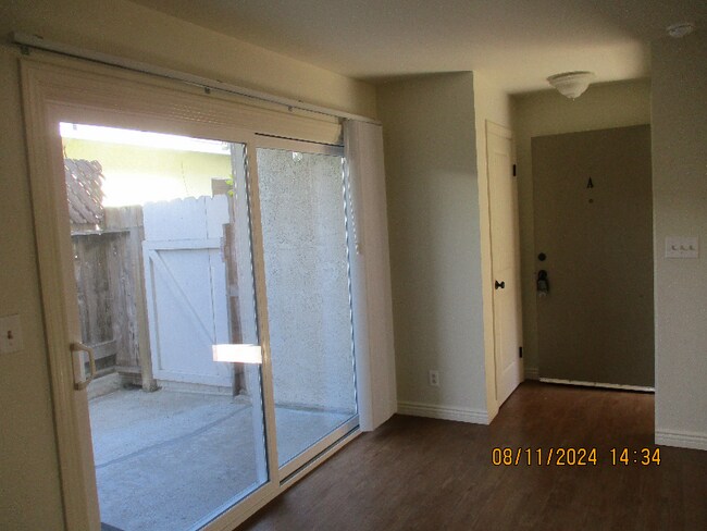 Building Photo - 236 Avenida Del Poniente