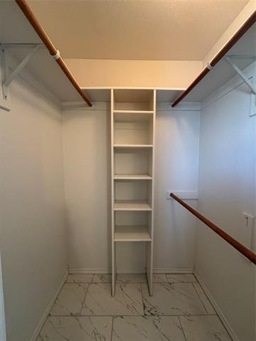 Building Photo - 618 Oliver Ln