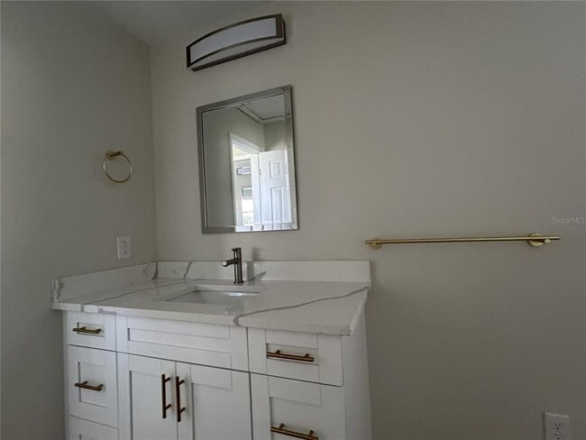 Building Photo - 5107 Lanai Way