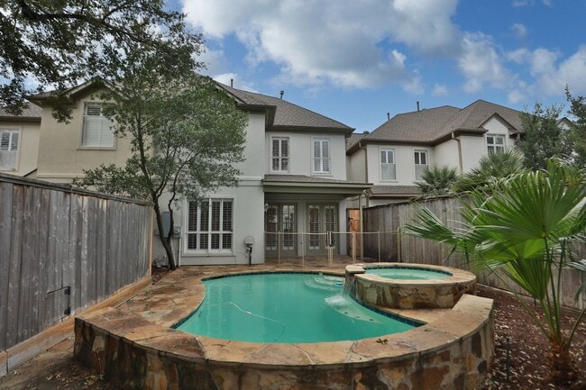 Building Photo - 4026 Gramercy St