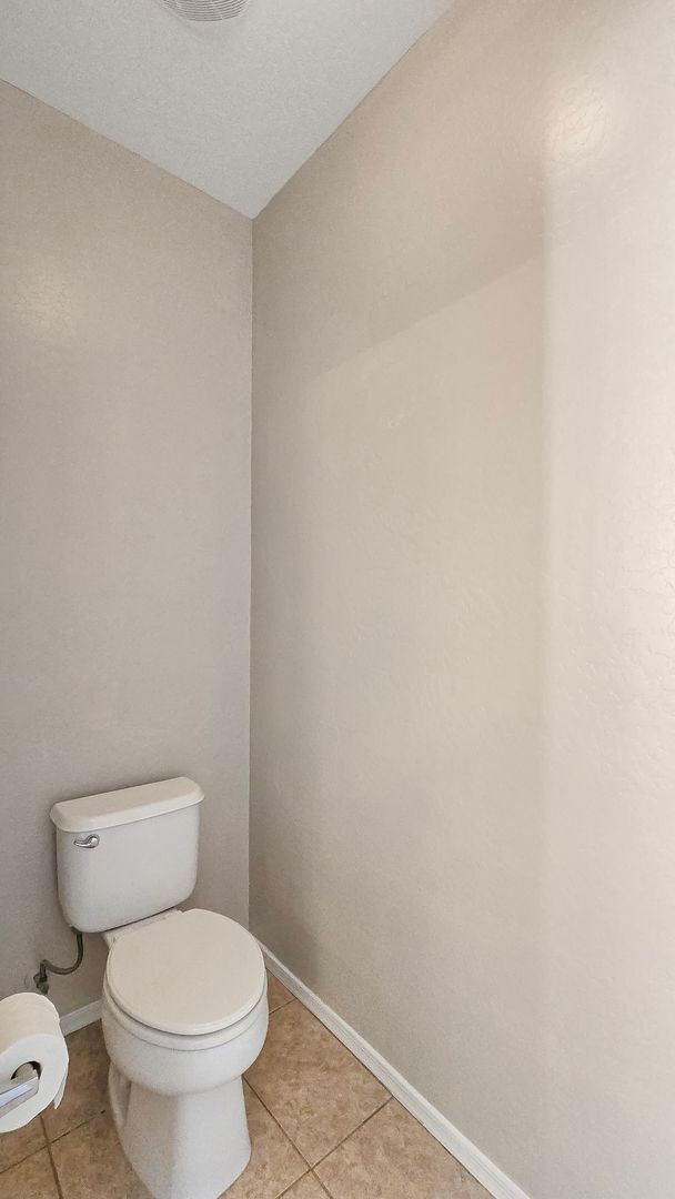 Building Photo - Gorgeous Home with Master Bedroom Downstairs!