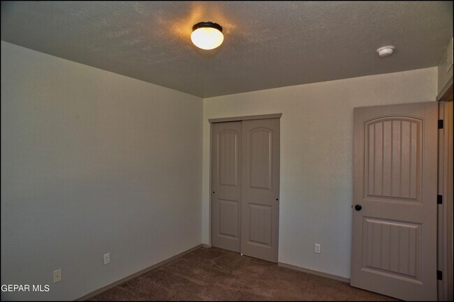 Building Photo - 703 Joe Rodriguez Dr