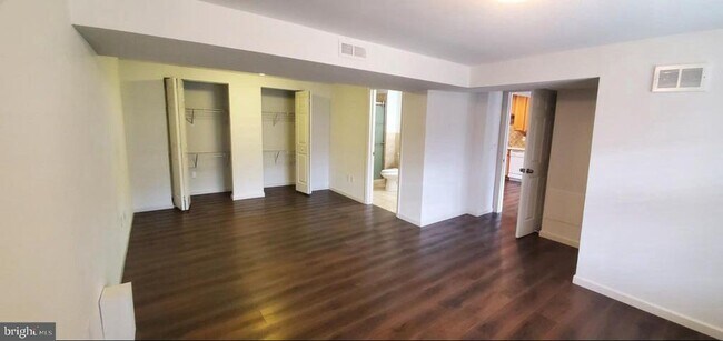 Building Photo - 7921 Windsor Knoll Ln