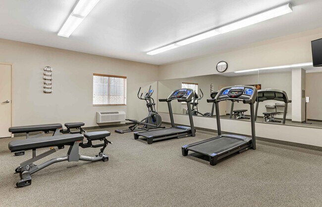 Building Photo - Furnished Studio-Bartlesville - Hwy 75