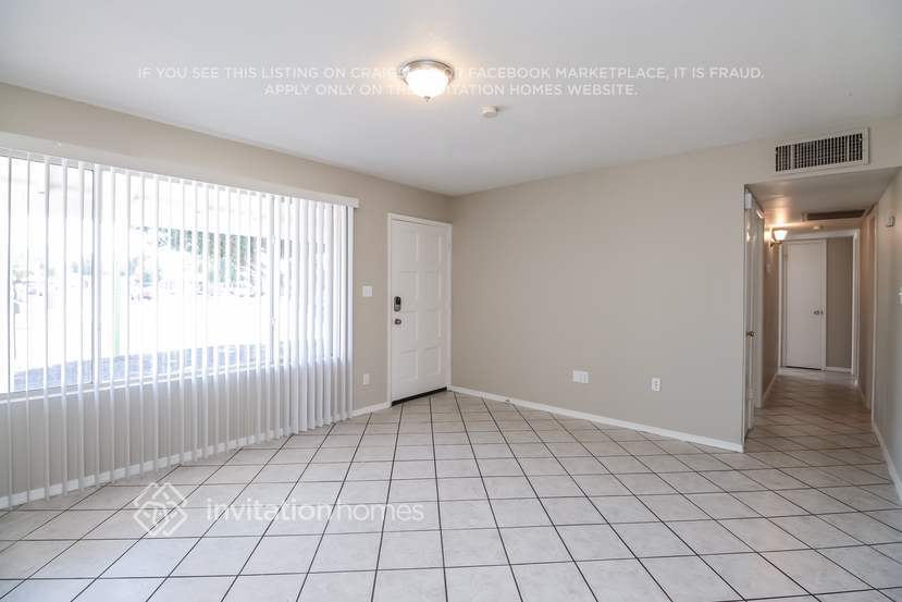 Building Photo - 5136 N 78th Ave