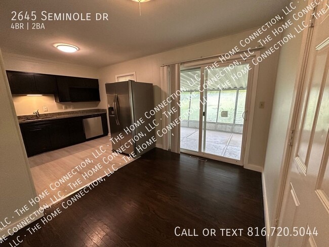 Building Photo - 2645 Seminole Dr