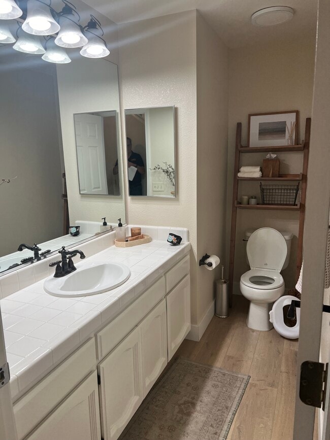 Building Photo - 102 Atfield Way