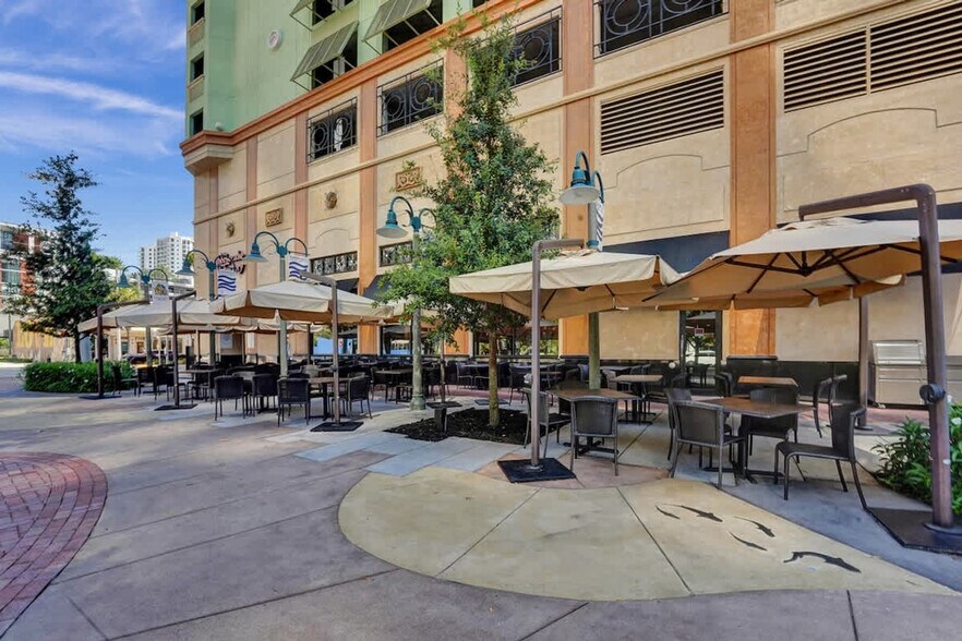 Building Photo - 3020 Seville St