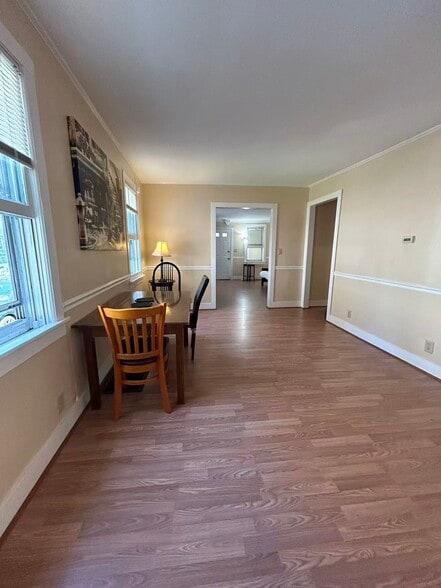 Dinning room - 316 S Plain St