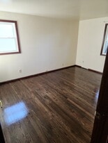 Building Photo - 5830 S Indiana Ave