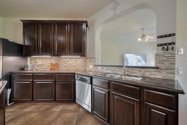 Building Photo - 2706 Topaz Cove Ln