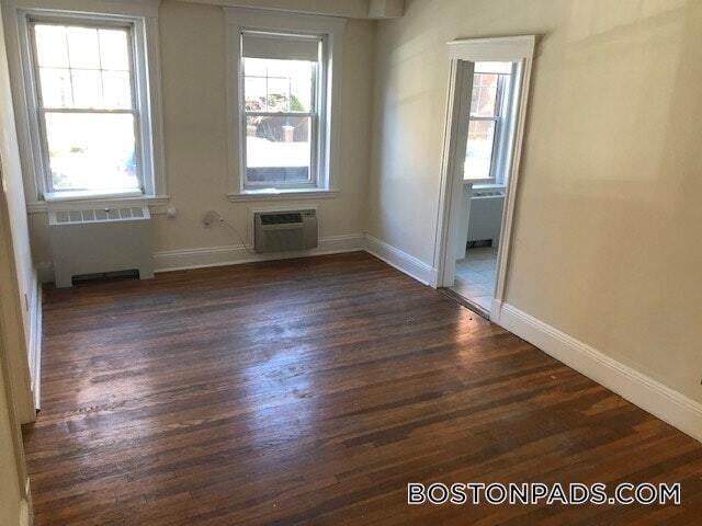 Building Photo - 18 Chauncy St