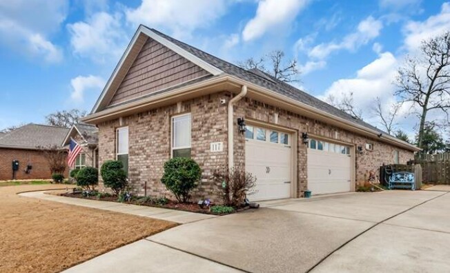 Building Photo - 117 Chesnut Heath Ct