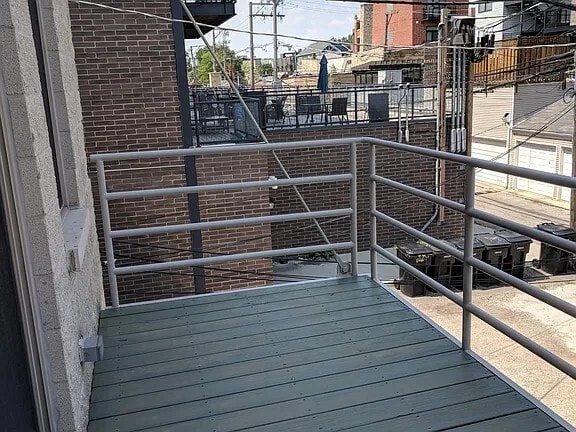 Building Photo - 2632 N Halsted St